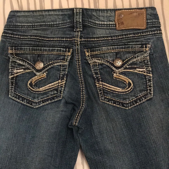 Jeans - Picture 2 of 2